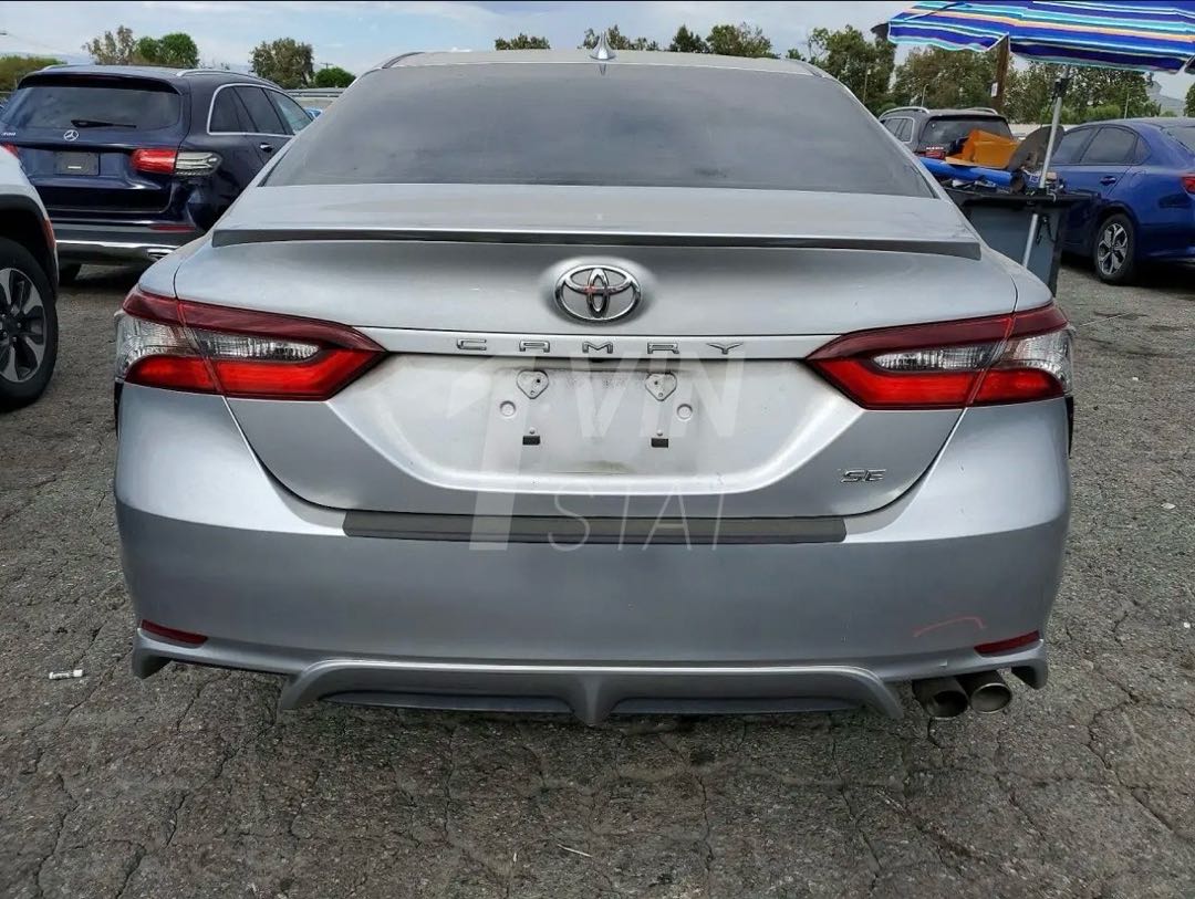Car Image 2021 TOYOTA CAMRY