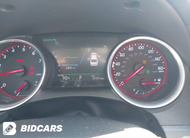 Car Image 2018 TOYOTA CAMRY