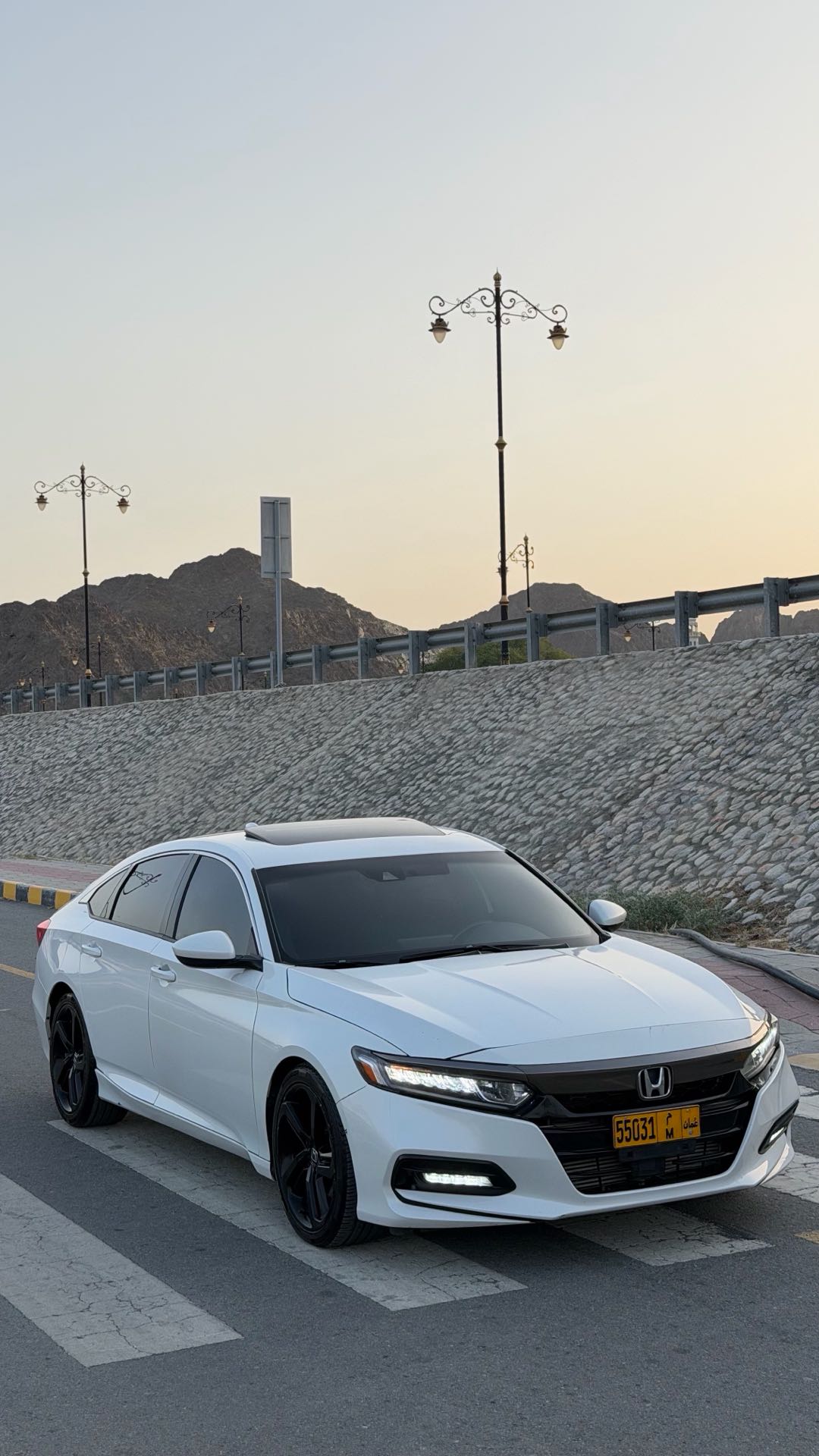 Car Image 2019 HONDA ACCORD SPORT