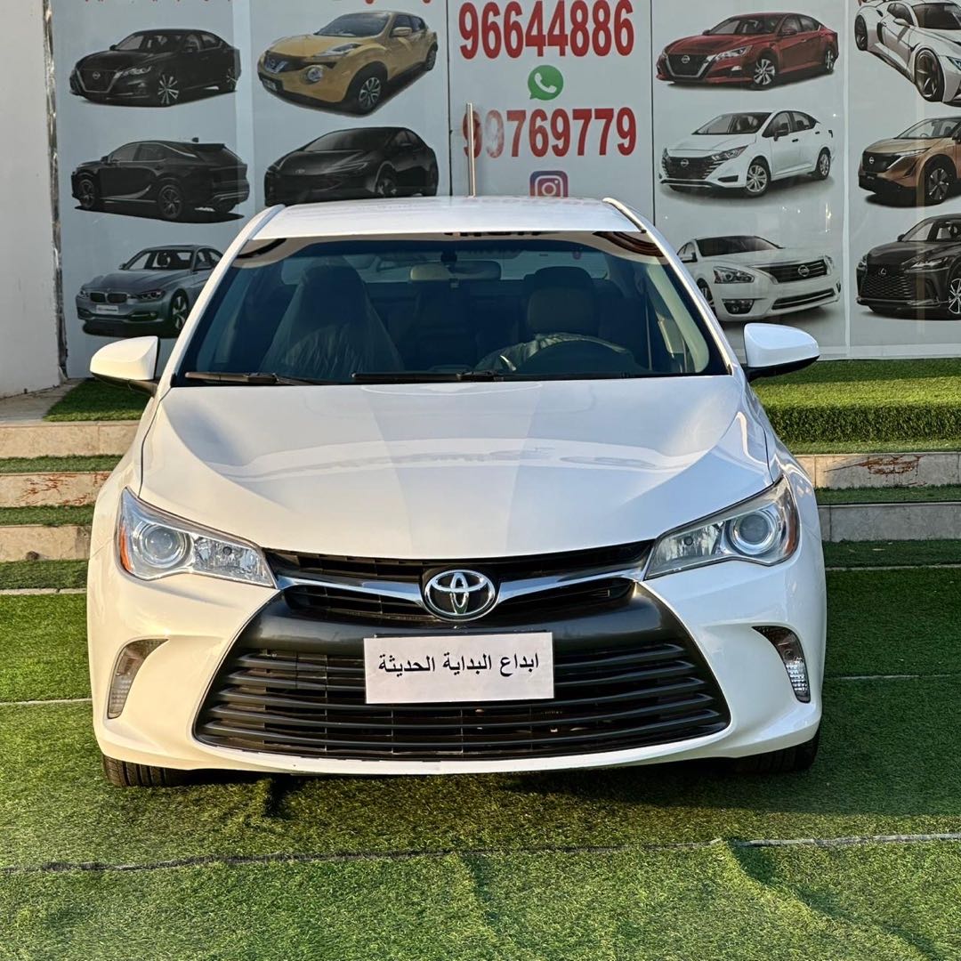 Car Image 2017 TOYOTA CAMRY GL