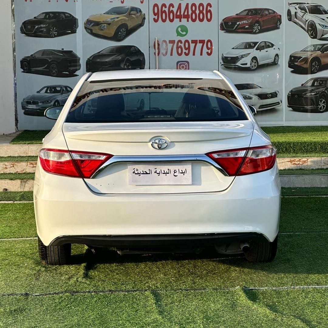 Car Image 2017 TOYOTA CAMRY GL