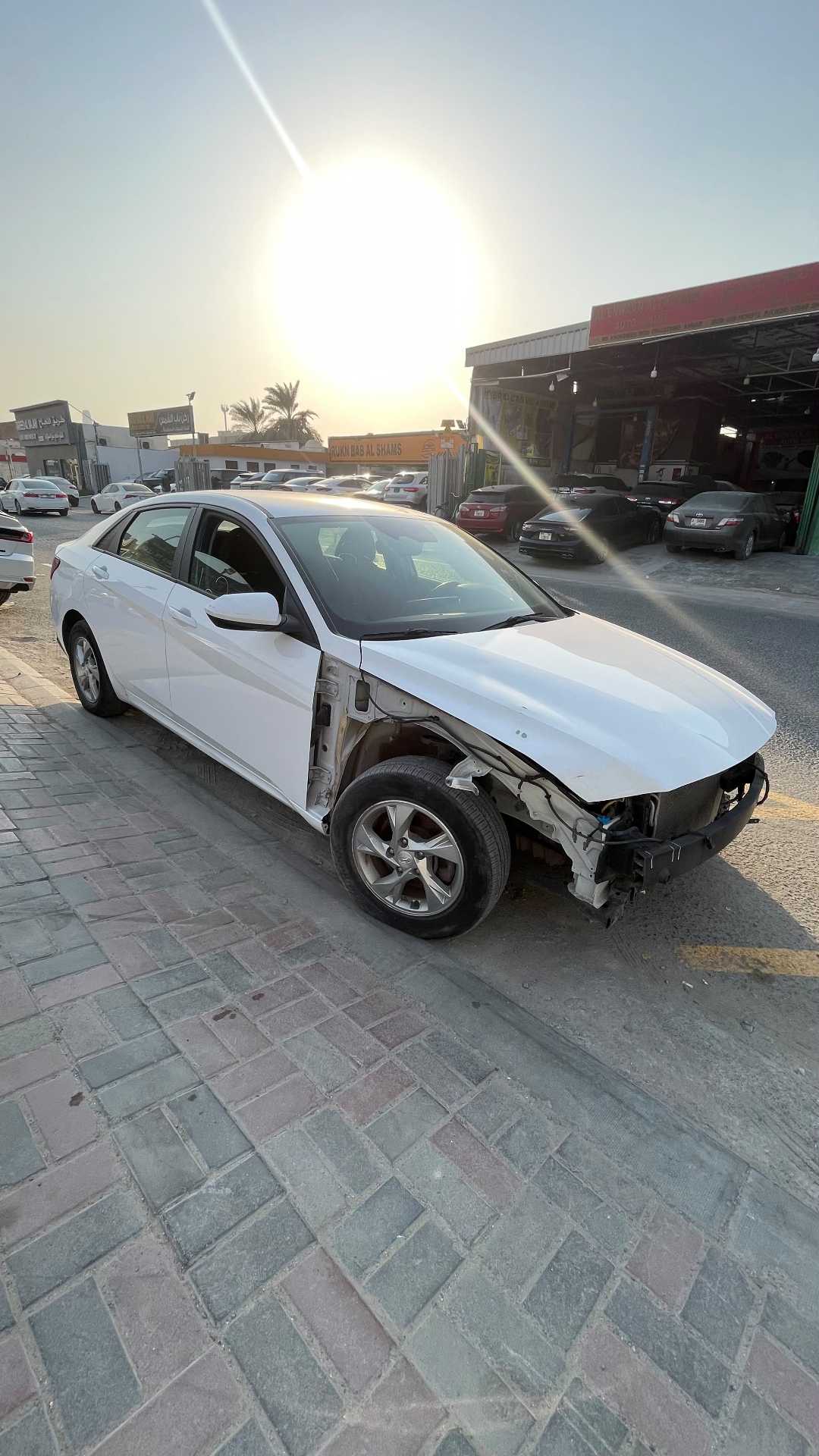 Car Image 2021 HYUNDAI ELANTRA