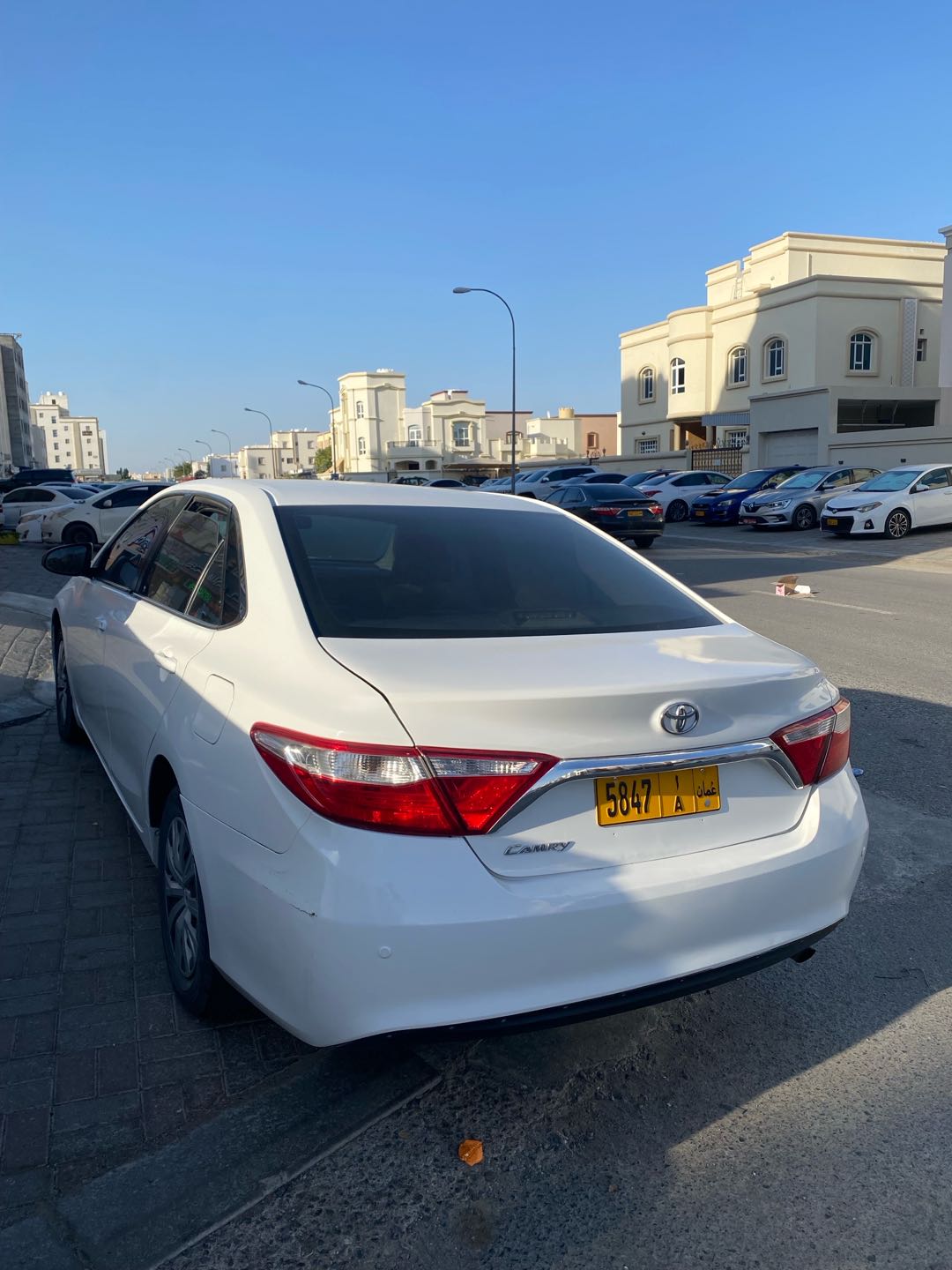 Car Image 2017 TOYOTA CAMRY GL