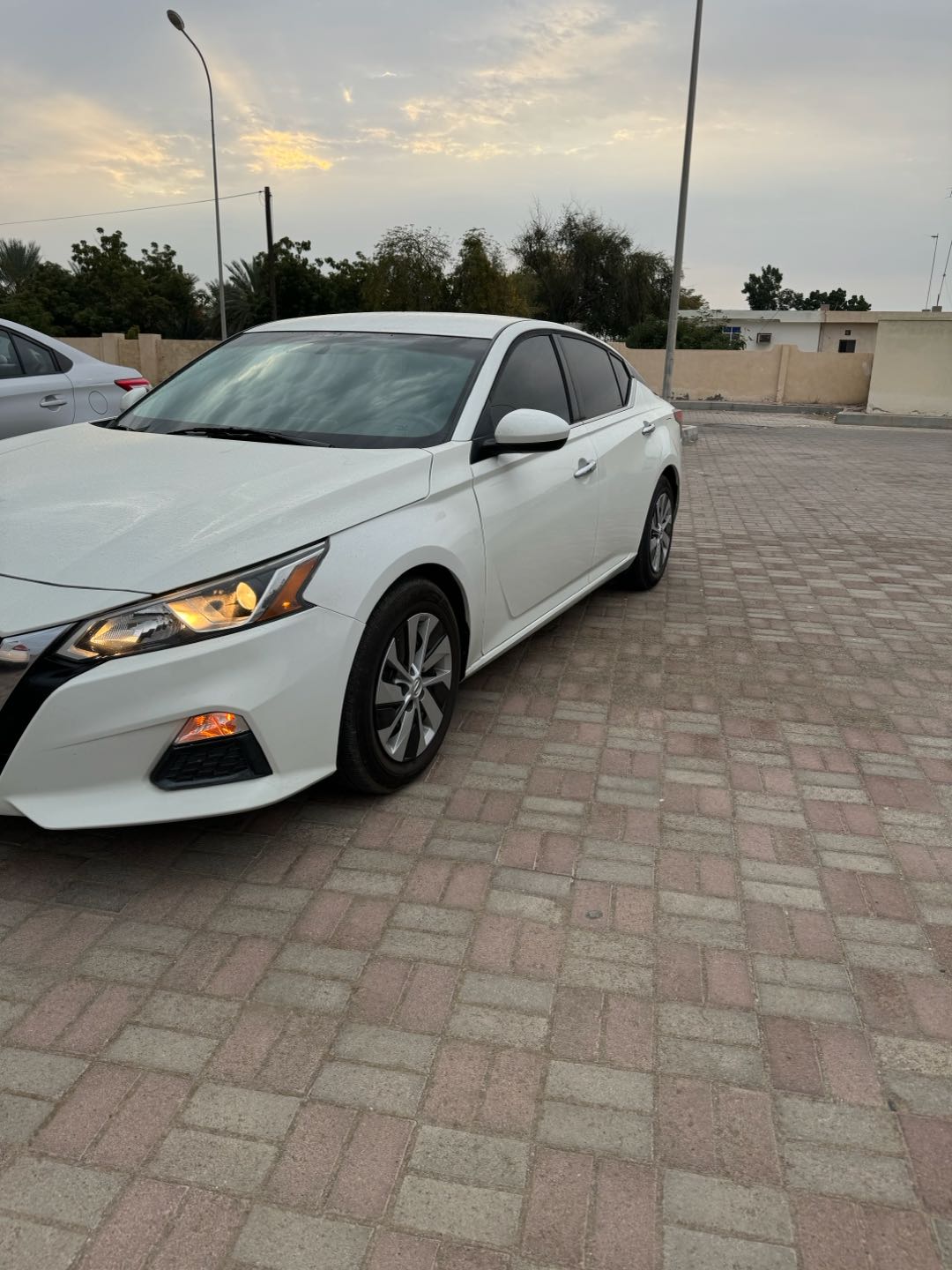 Car Image 2020 NISSAN ALTIMA S