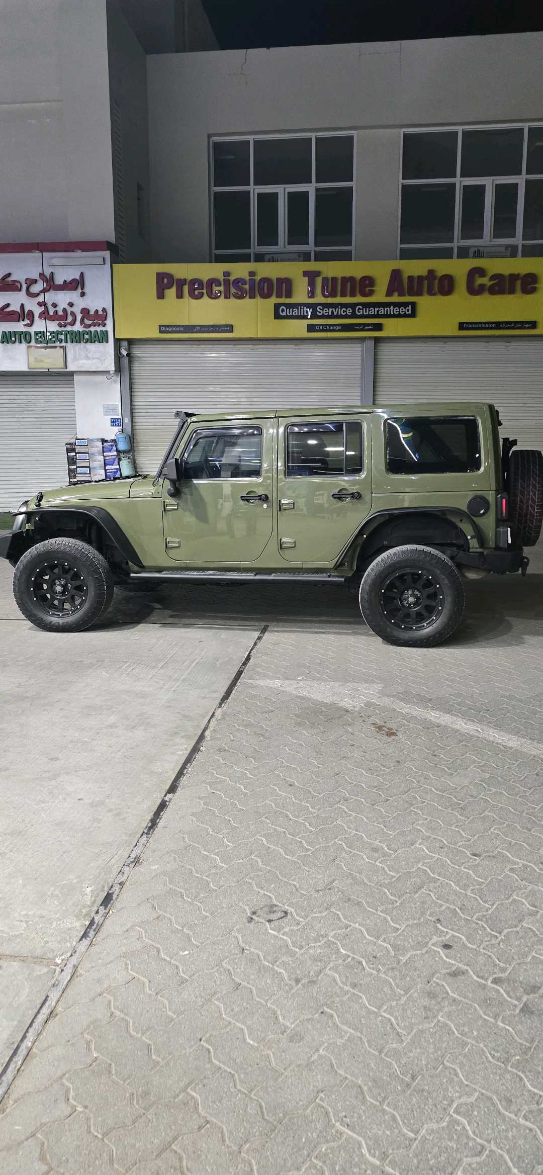 Car Image 2014 JEEP WRANGLER Rubicon