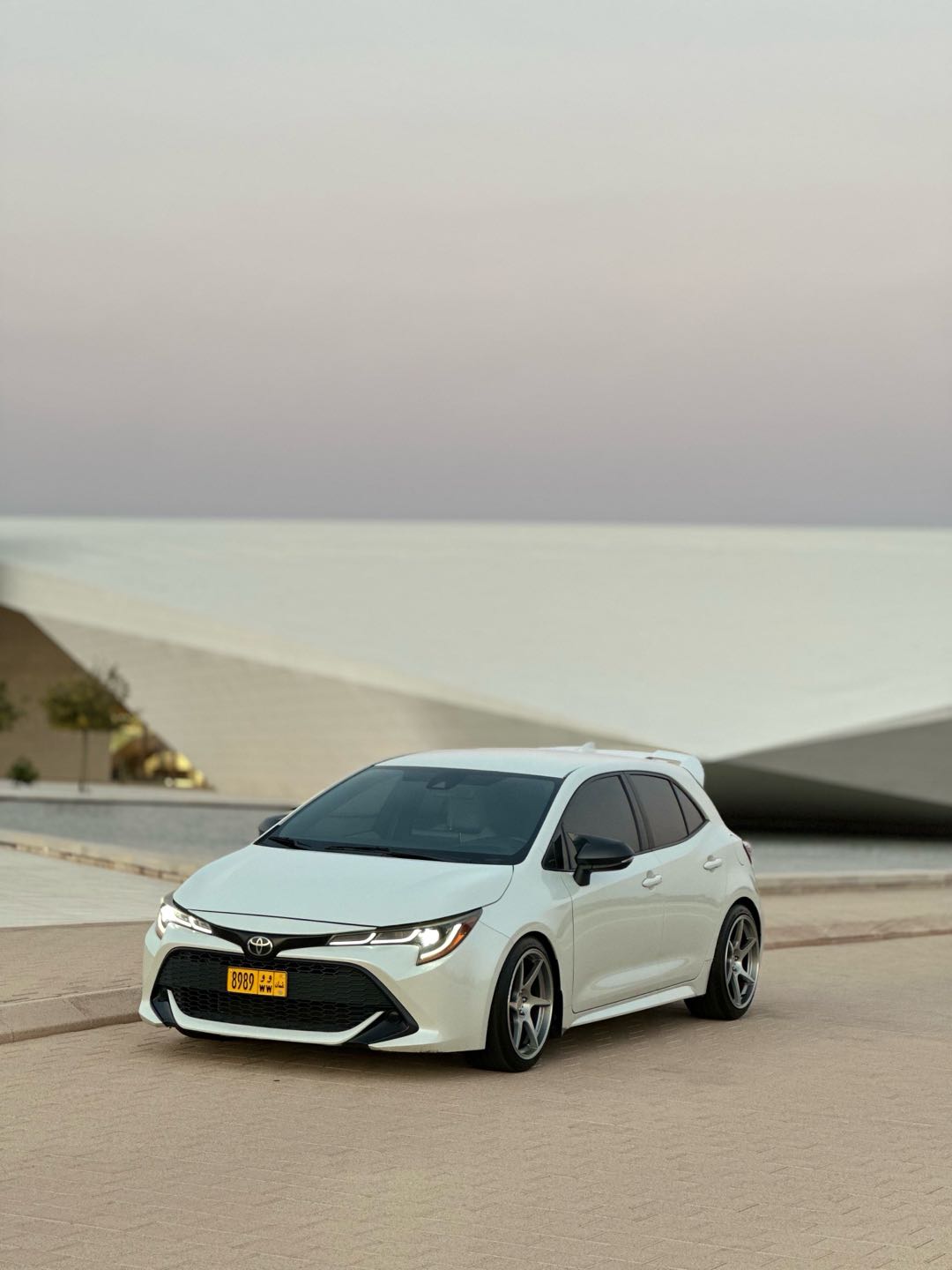 Car Image 2019 TOYOTA COROLLA SE