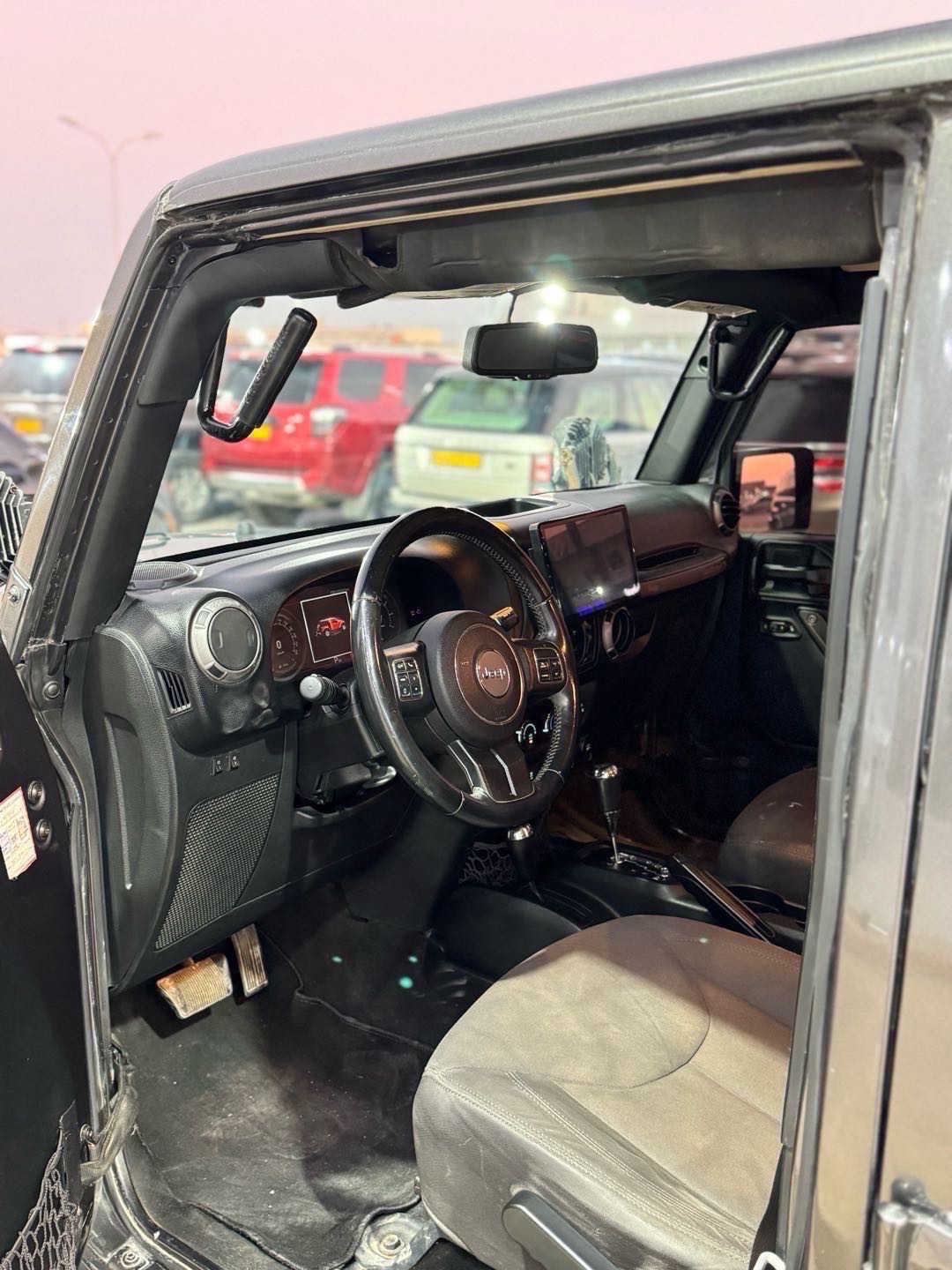 Car Image 2017 JEEP WRANGLER JK