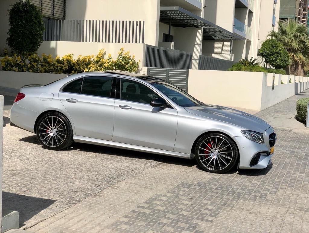 Car Image 2017 MERCEDES E Class 300