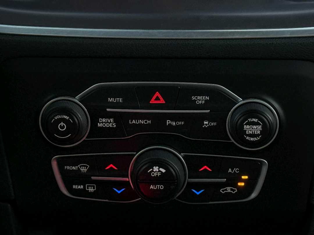 Car Image 2019 DODGE CHARGER R/T