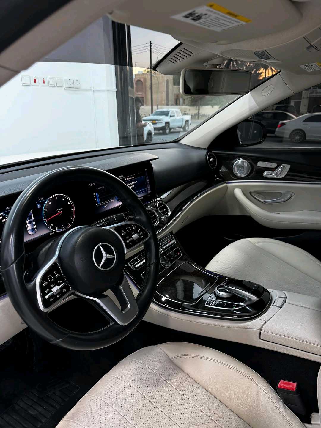 Car Image 2019 MERCEDES E Class 350