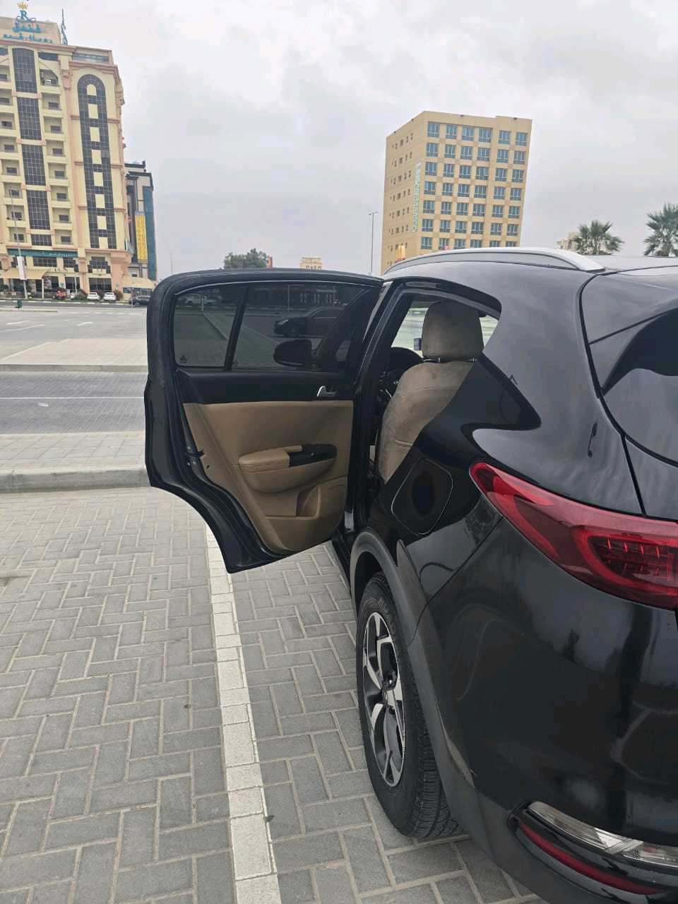 Car Image 2019 KIA SPORTAGE 