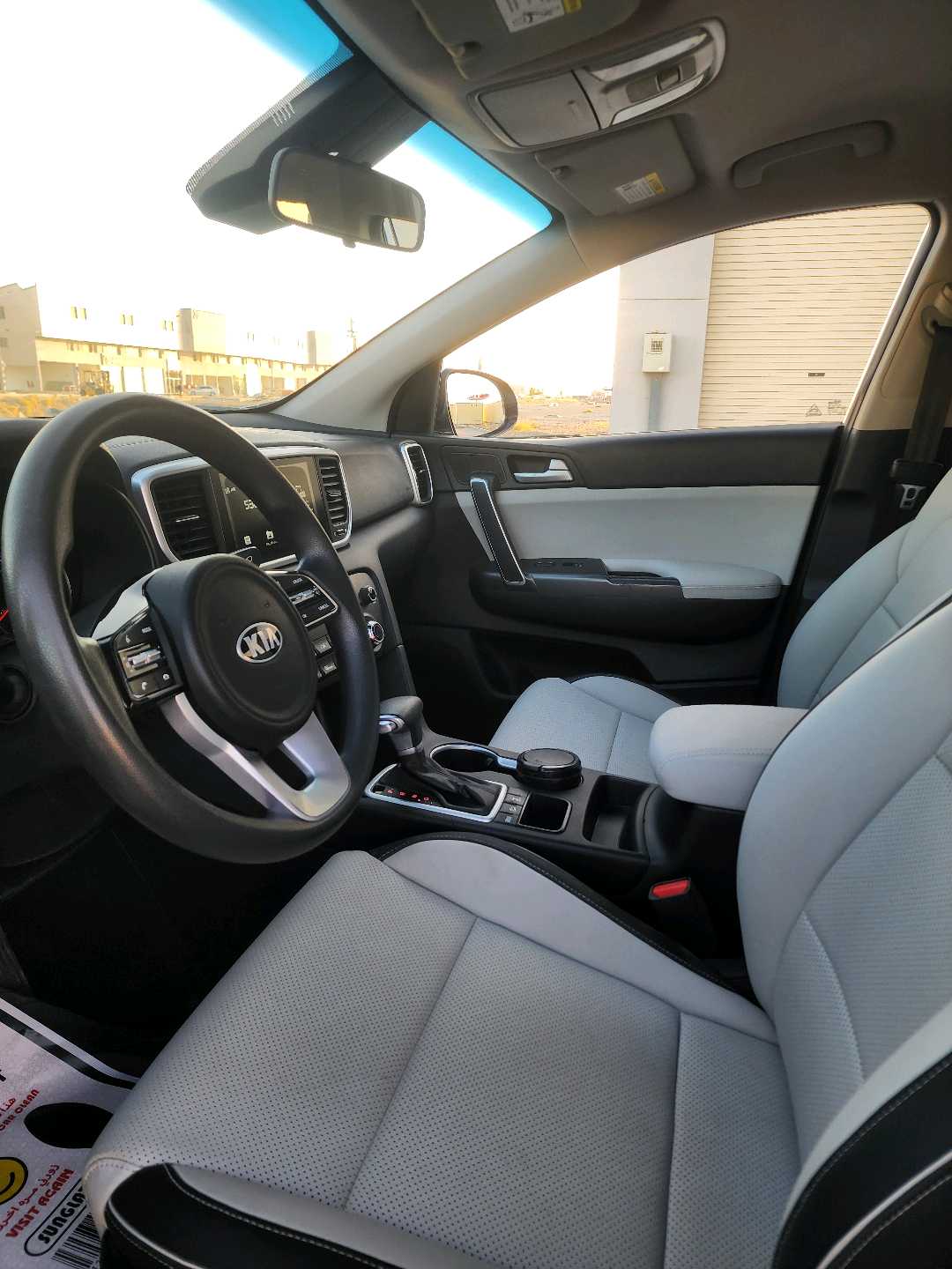 Car Image 2021 KIA SPORTAGE LX