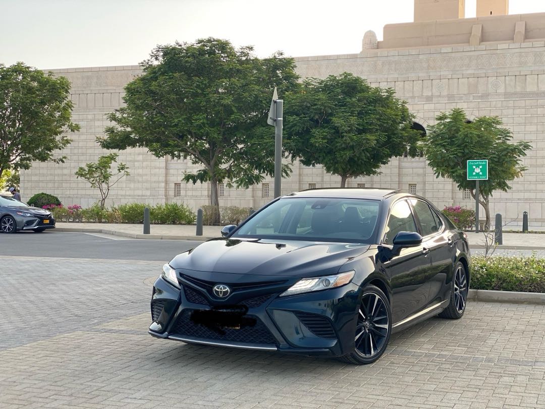 Car Image 2018 TOYOTA CAMRY XSE