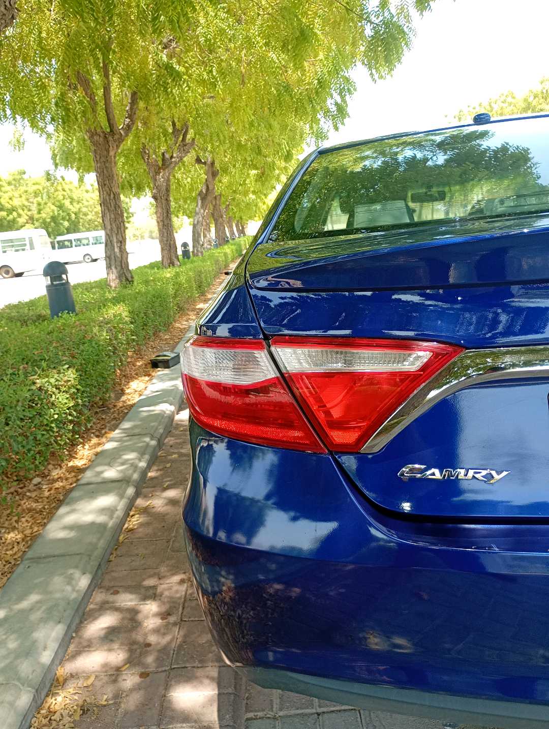 Car Image 2016 TOYOTA CAMRY XSE