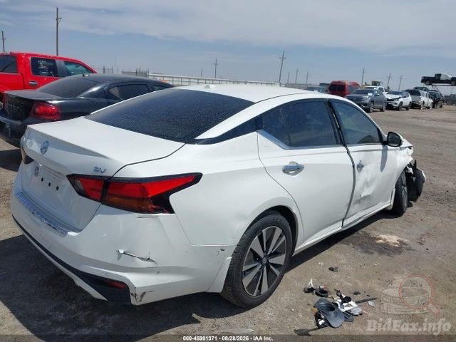Car Image 2019 NISSAN ALTIMA