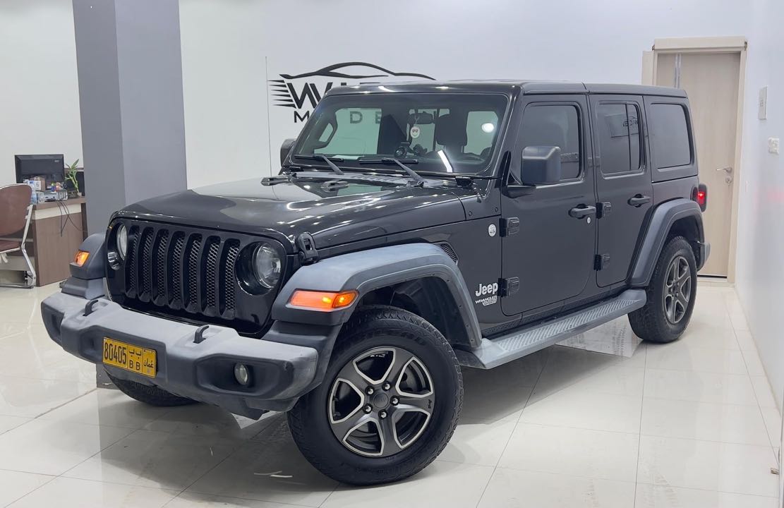Car Image 2018 JEEP WRANGLER SAHARA