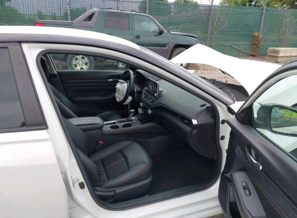 Car Image 2020 NISSAN ALTIMA