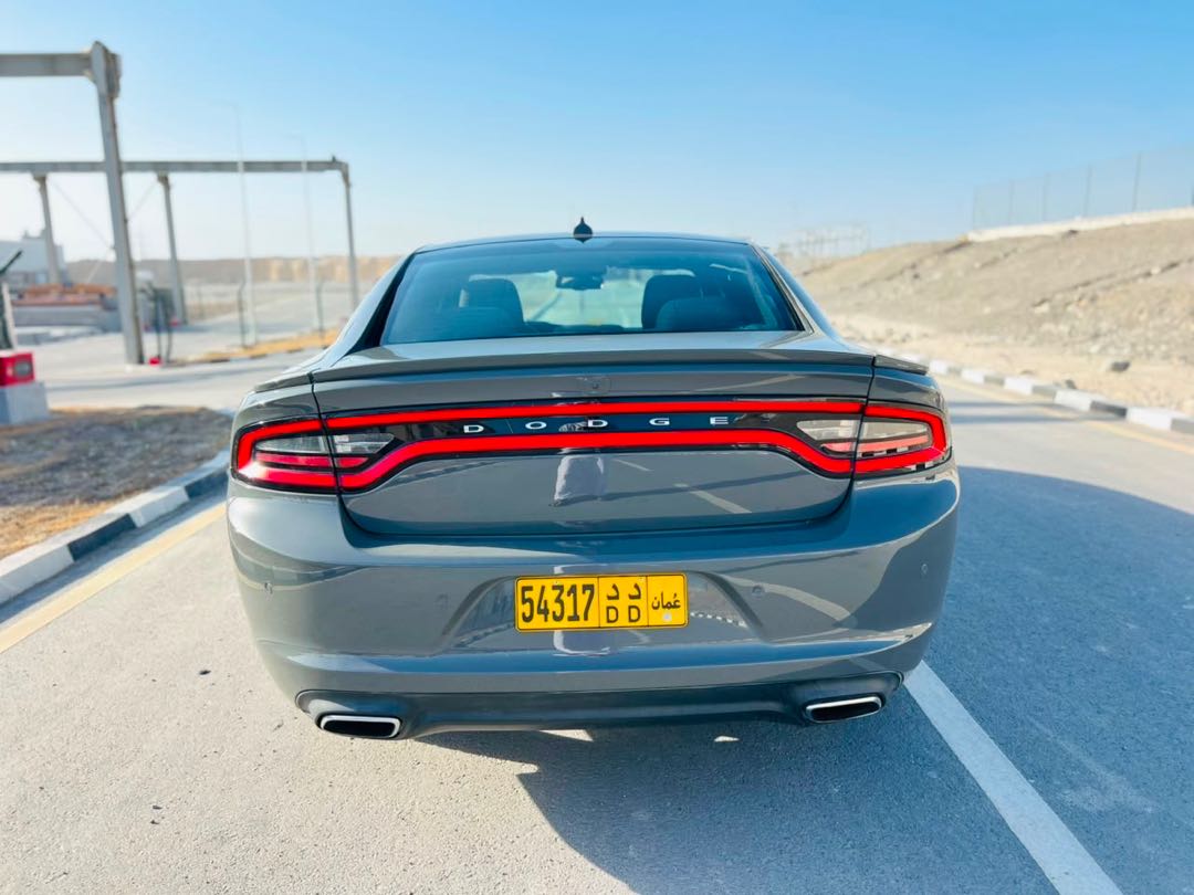Car Image 2018 DODGE CHARGER R/T