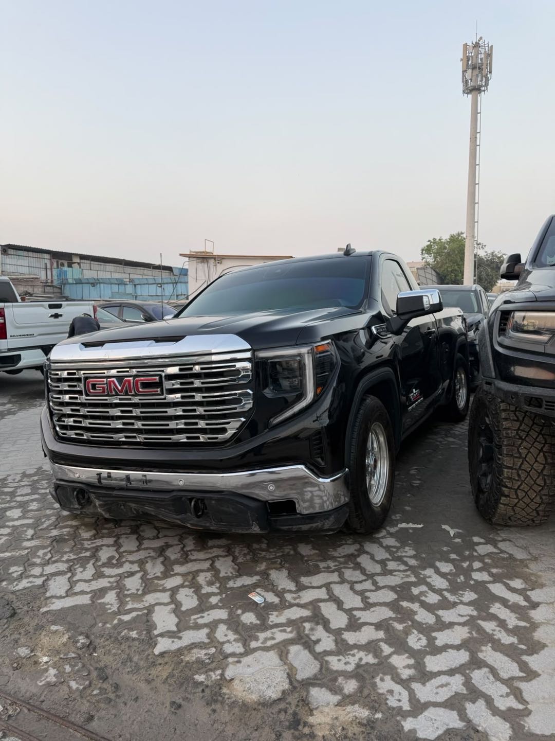 Car Image 2025 GMC SIERRA