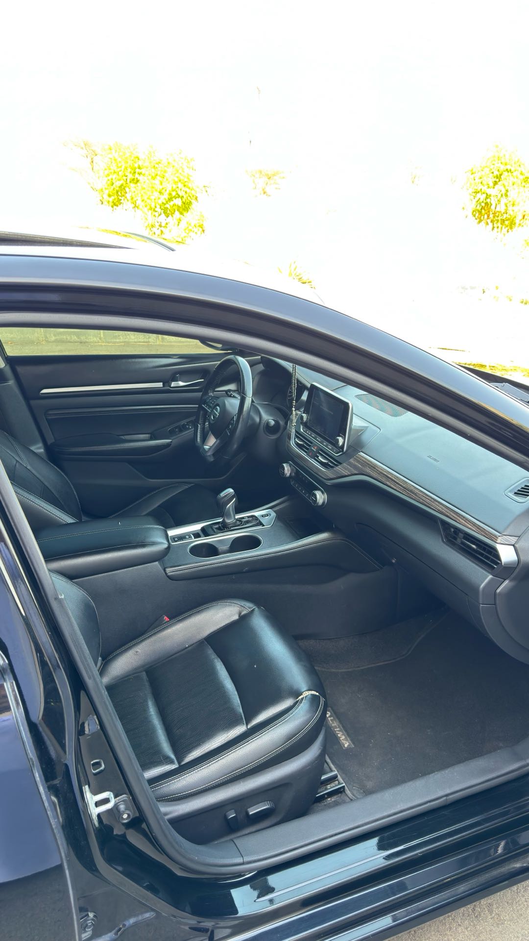 Car Image 2019 NISSAN ALTIMA SL