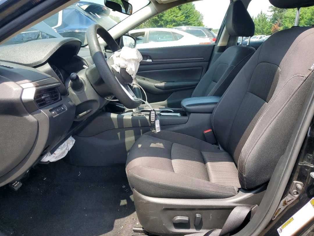 Car Image 2024 NISSAN ALTIMA