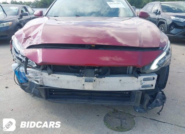 Car Image 2019 NISSAN ALTIMA