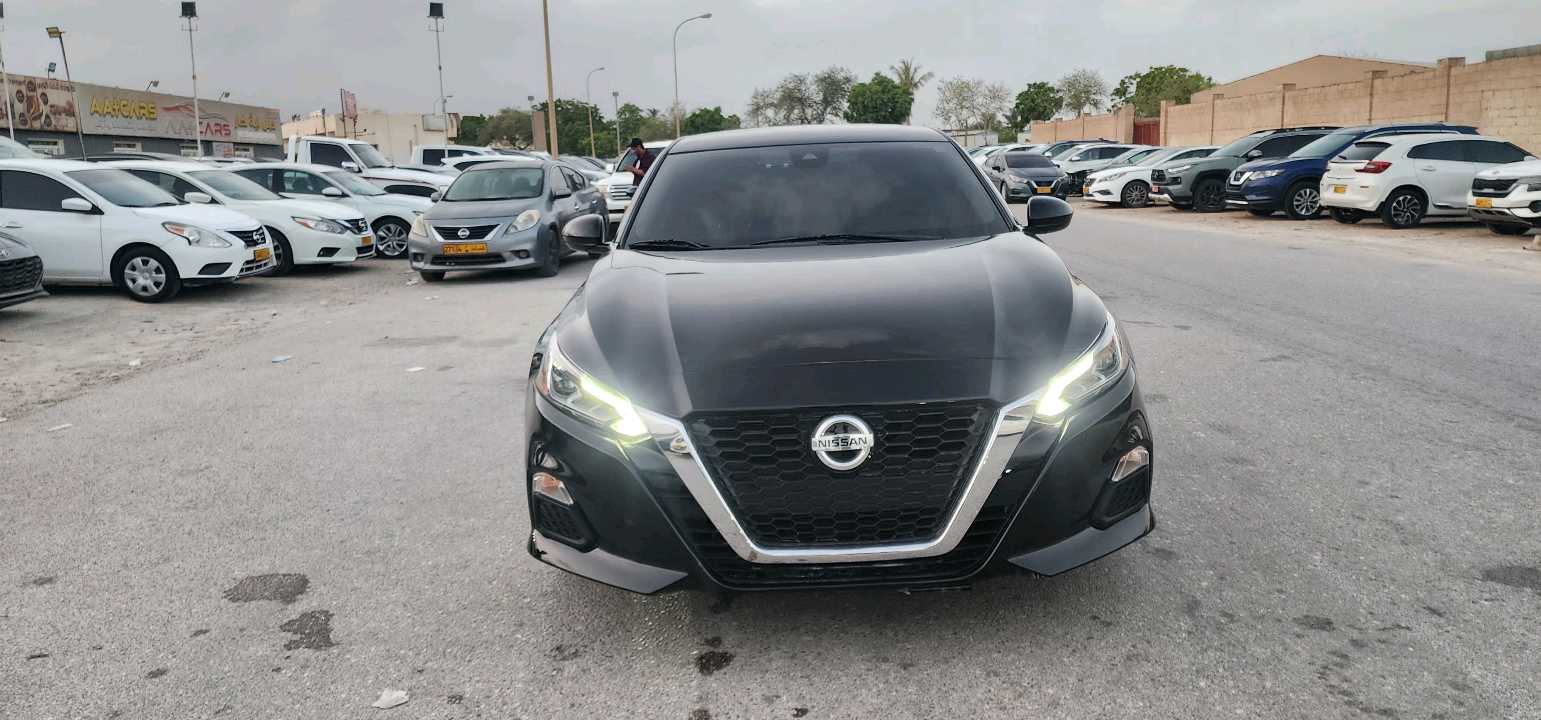 Car Image 2021 NISSAN ALTIMA SV