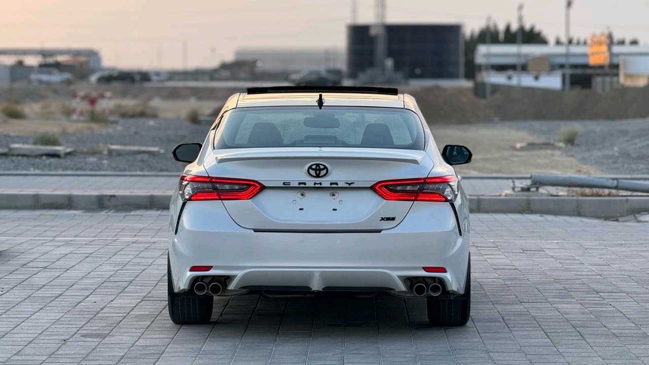 Car Image 2021 TOYOTA CAMRY XSE