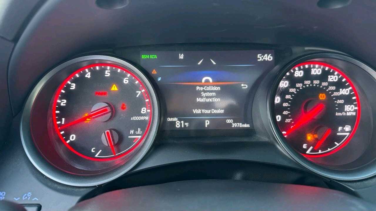Car Image 2021 TOYOTA CAMRY XSE