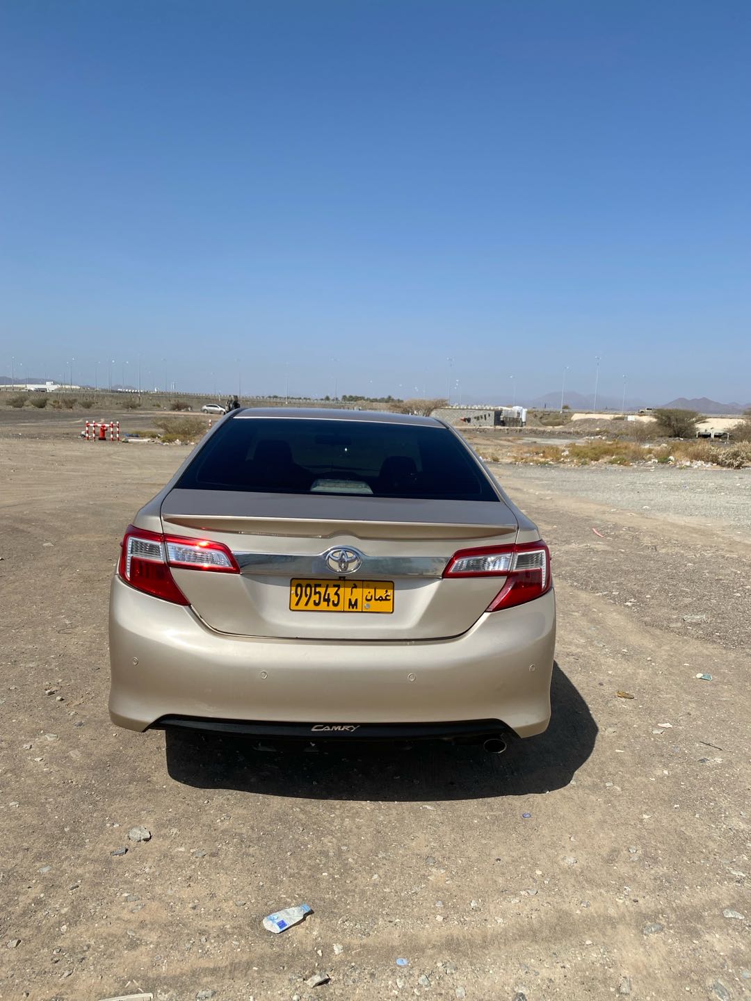 Car Image 2013 TOYOTA CAMRY LE