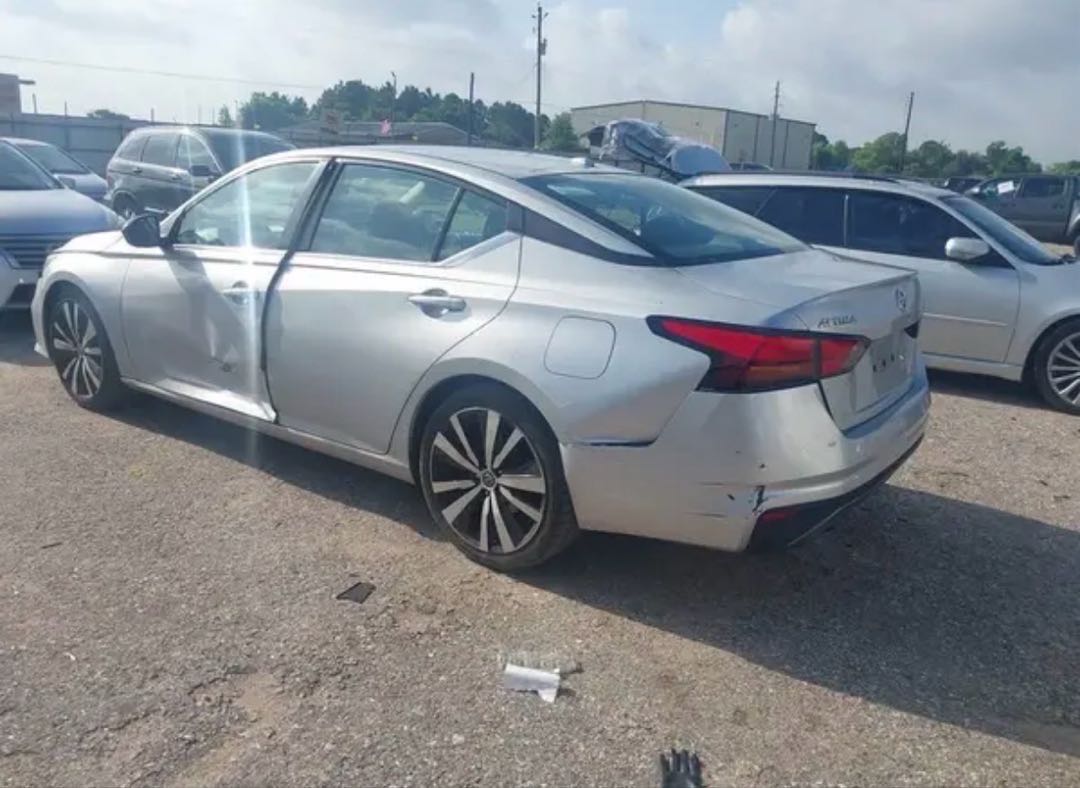 Car Image 2019 NISSAN ALTIMA