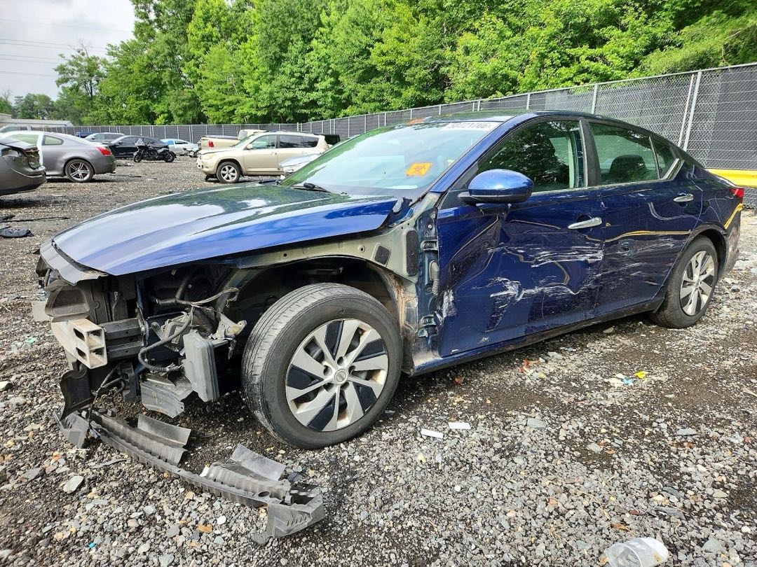 Car Image 2019 NISSAN ALTIMA