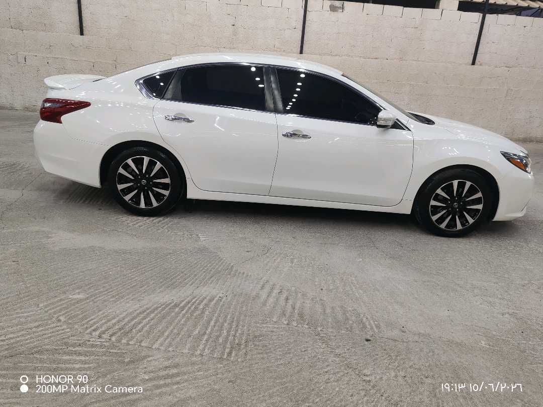 Car Image 2018 NISSAN ALTIMA SL