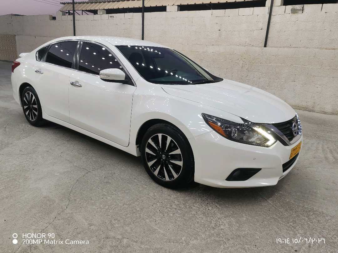 Car Image 2018 NISSAN ALTIMA SL