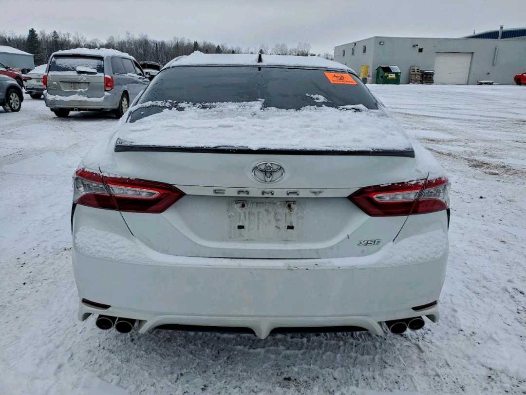 Car Image 2019 TOYOTA CAMRY