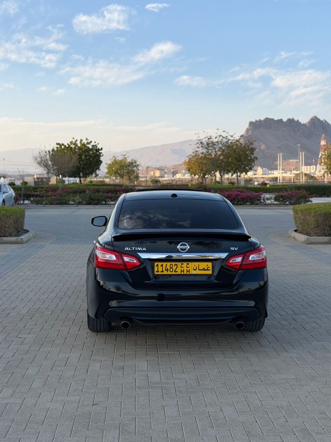 Car Image 2017 NISSAN ALTIMA SV