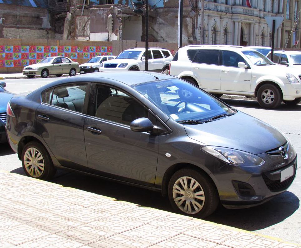 MAZDA 2 2014
