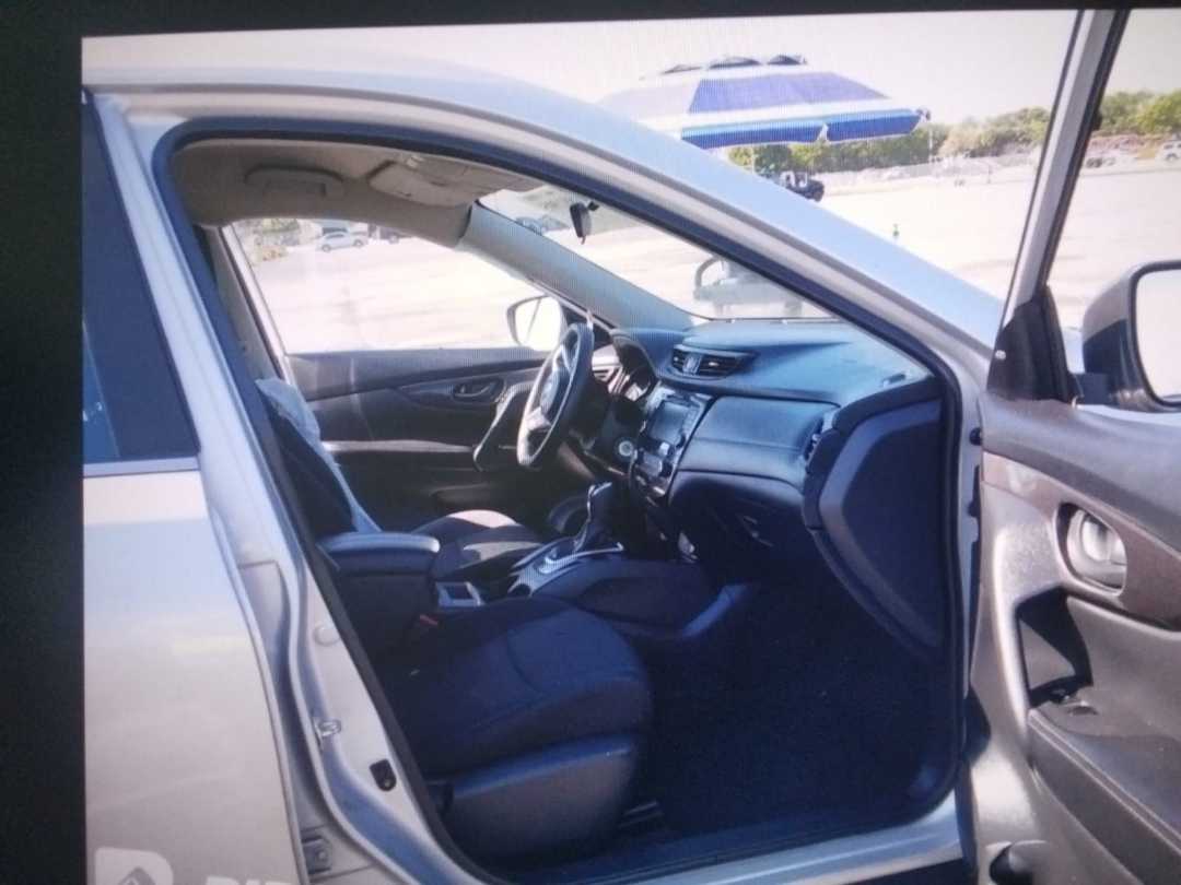 Car Image 2019 NISSAN ROGUE