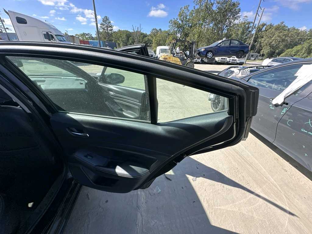 Car Image 2019 NISSAN ALTIMA