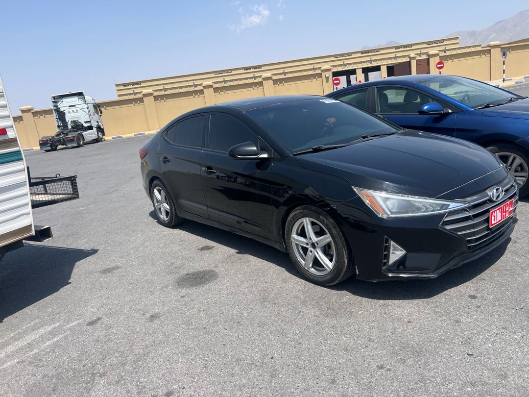 HYUNDAI ELANTRA 2019