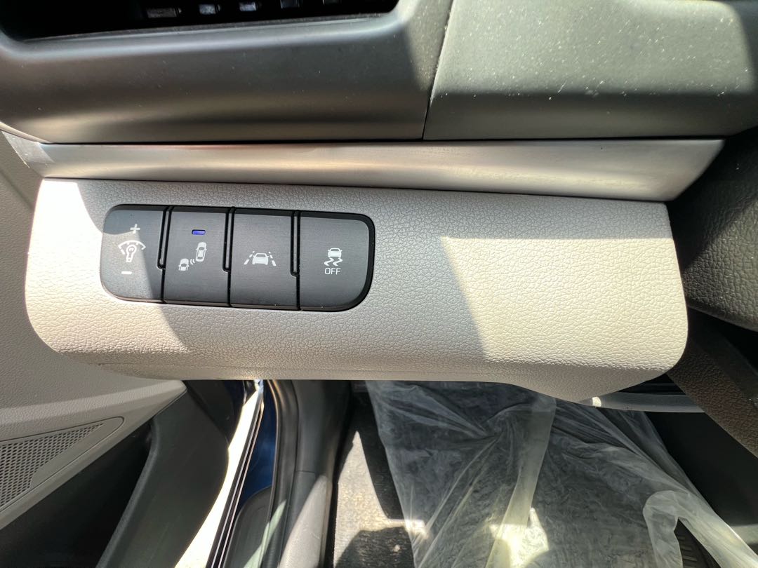 HYUNDAI ELANTRA 2019