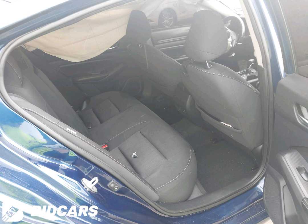 Car Image 2019 NISSAN ALTIMA