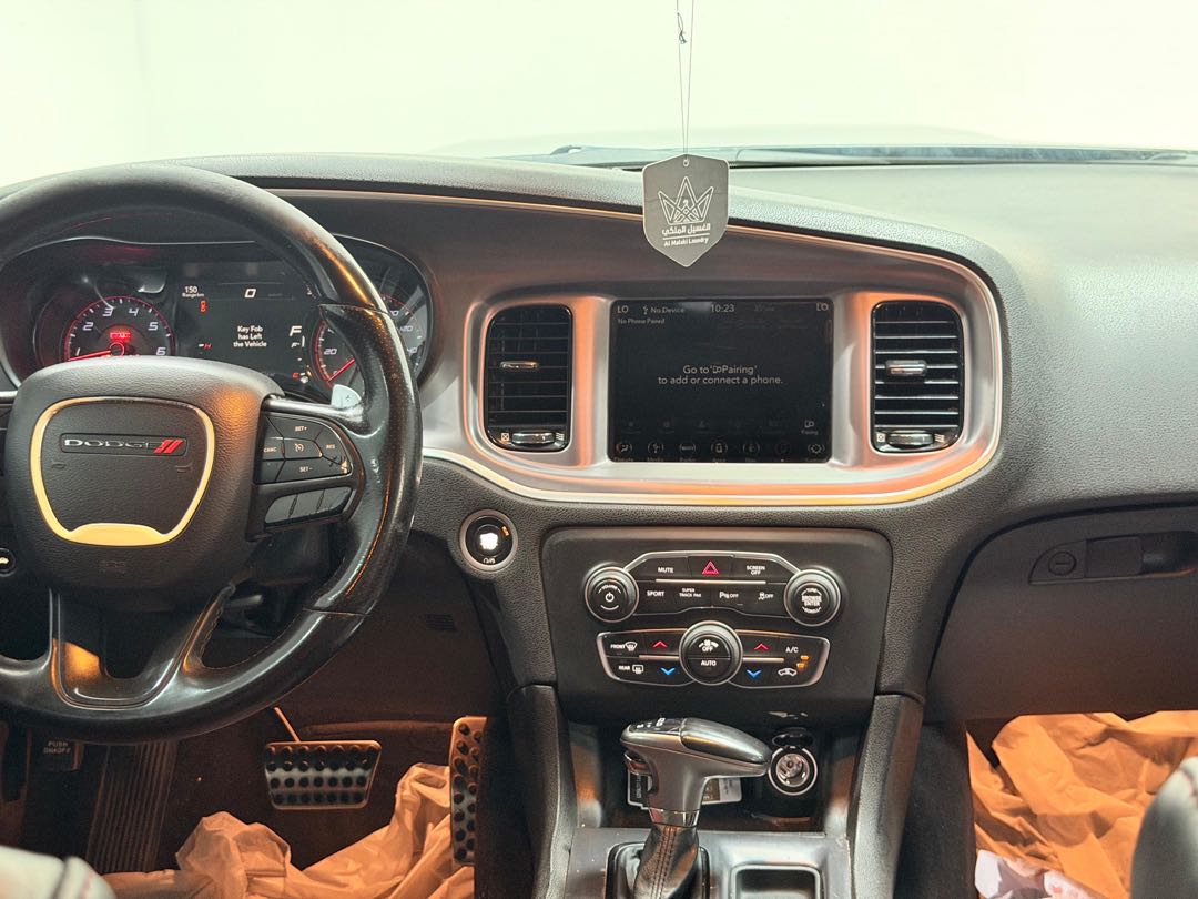 Car Image 2019 DODGE CHARGER R/T