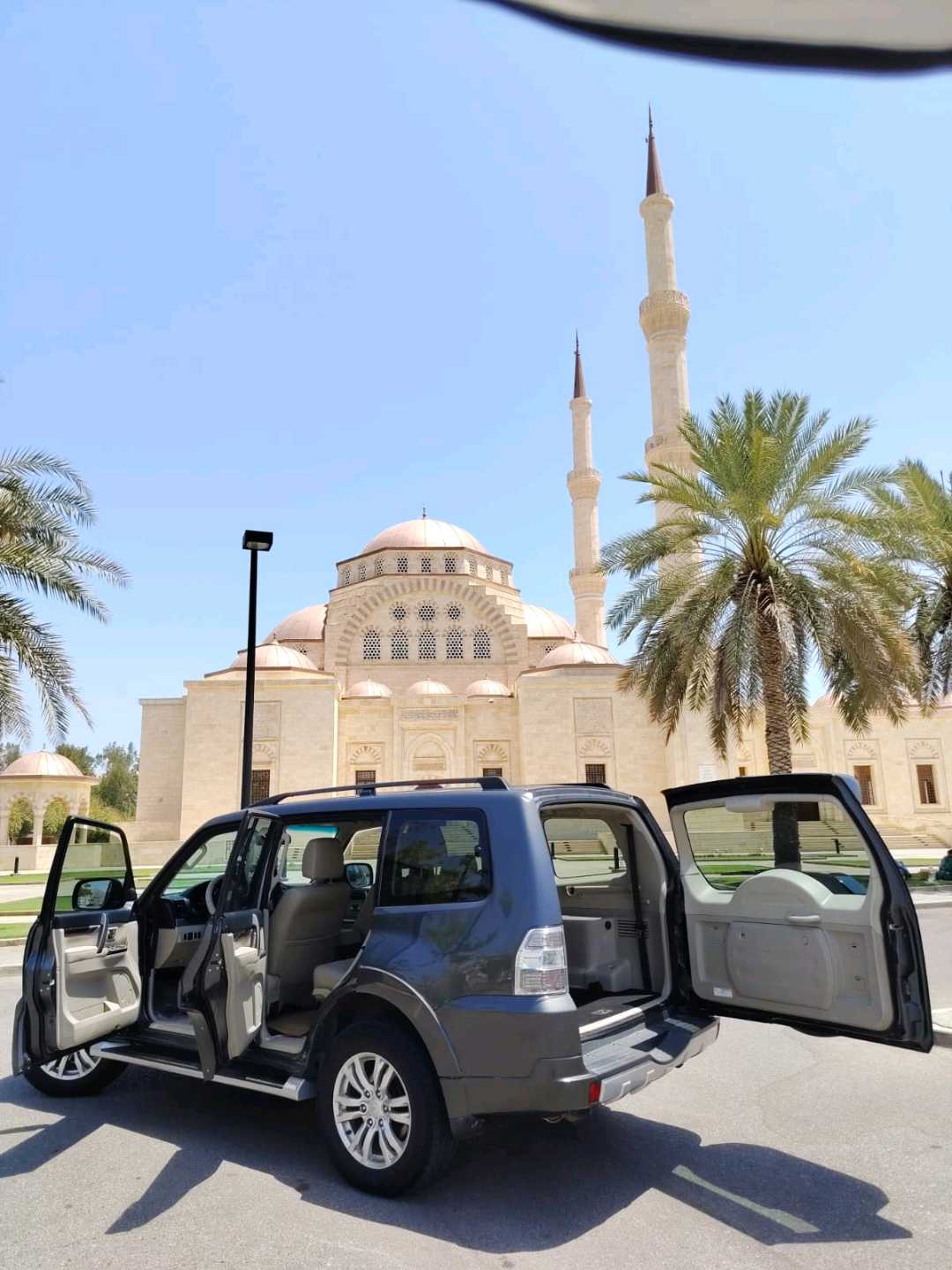 MITSUBISHI PAJERO 2019