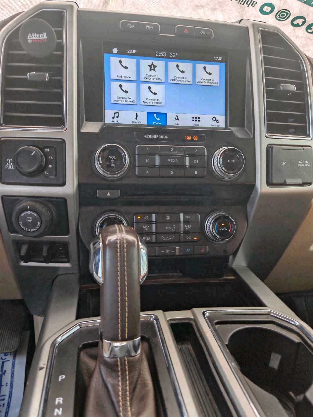 Car Image 2018 FORD F-150 Lariat