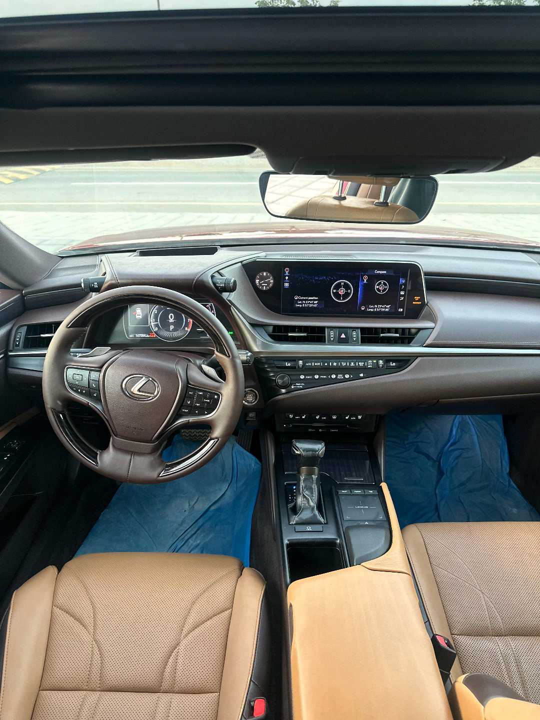 Car Image 2019 LEXUS ES Luxury
