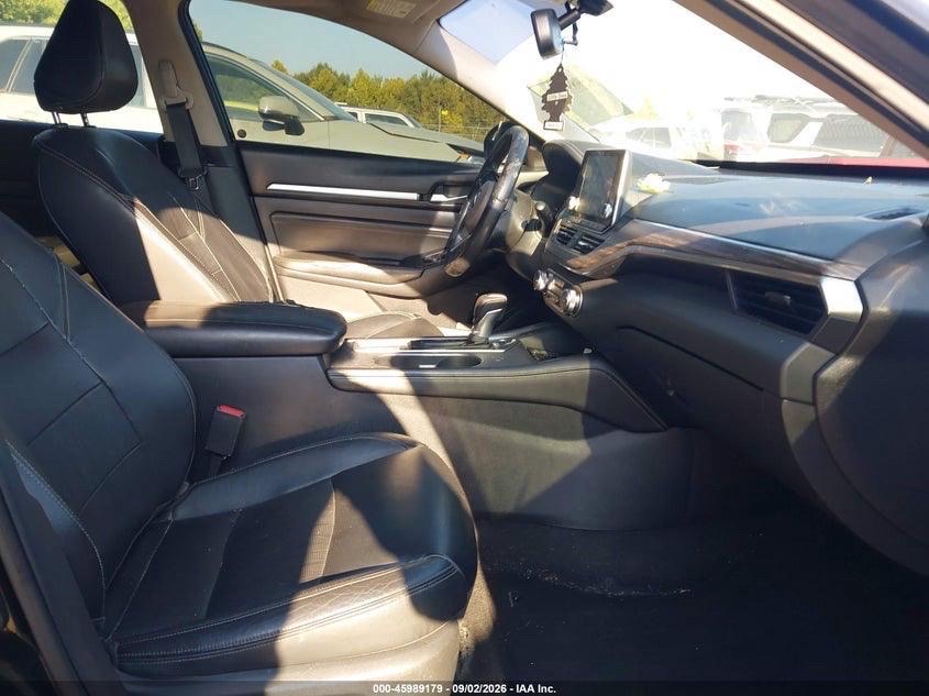 Car Image 2019 NISSAN ALTIMA