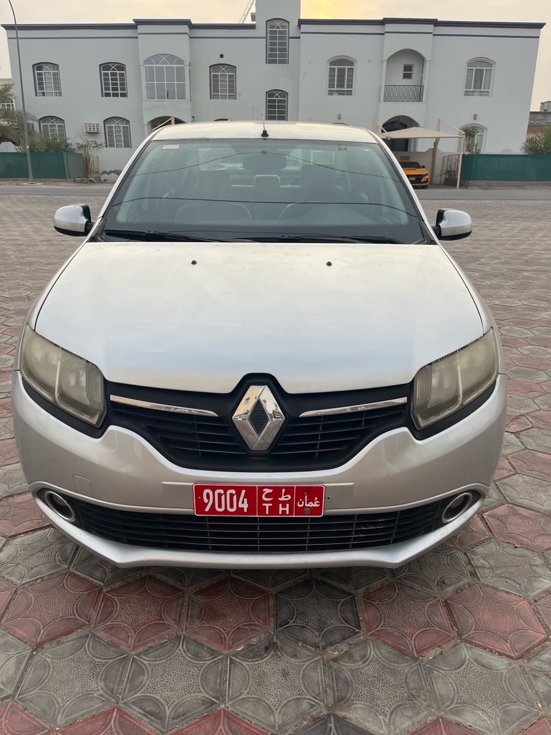 RENAULT SYMBOL 2018