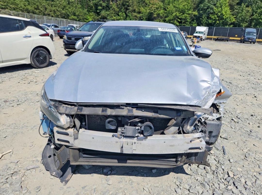 Car Image 2019 NISSAN ALTIMA