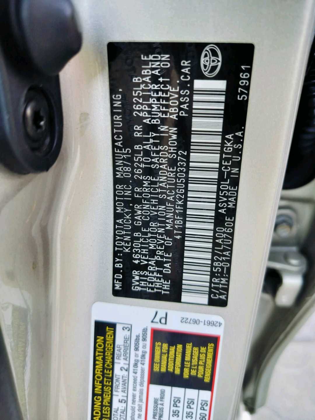 Car Image 2016 TOYOTA CAMRY XLE